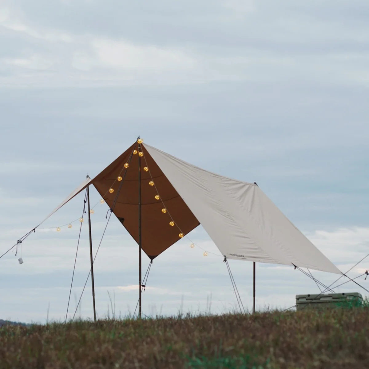 White Duck Sunshade Tarp